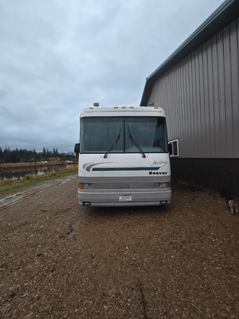 1998 Beaver Monterey 3600 - National Vehicle