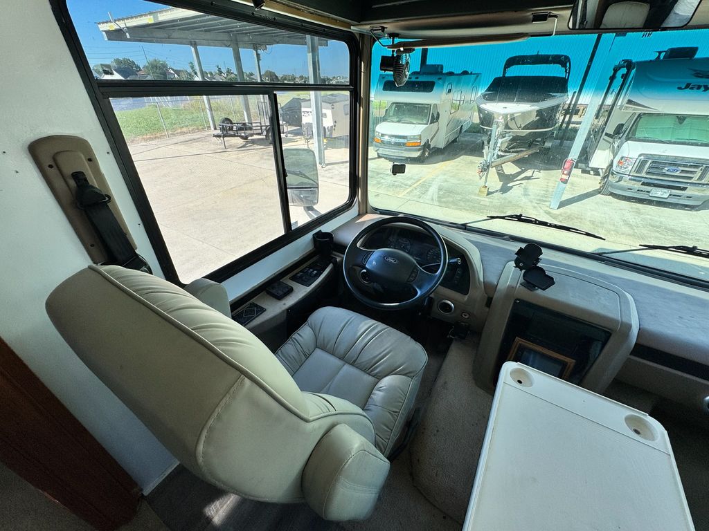 2010 Forest River Georgetown 378TS - National Vehicle