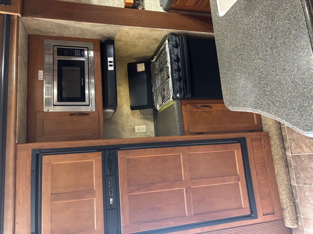 2012 Keystone Montana Mountaineer 347THT - National Vehicle