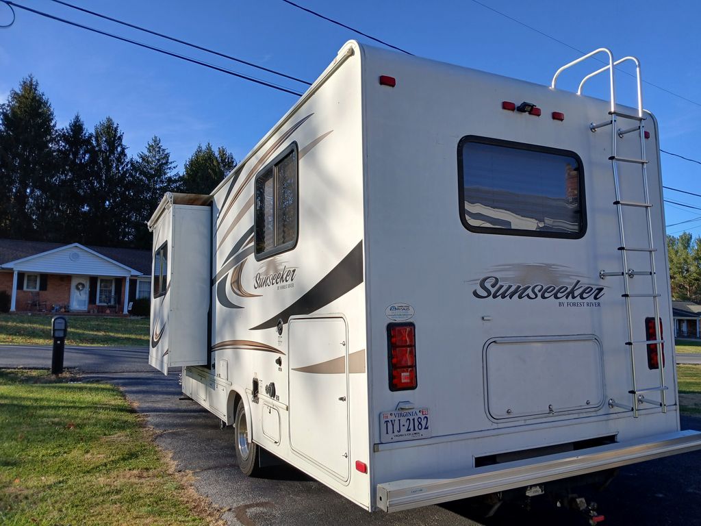 レーザー 2014 Forest River Sunseeker 2650S - National Vehicle
