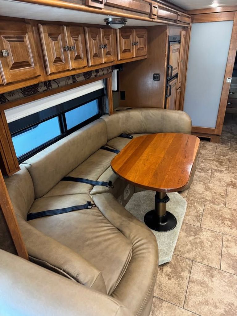 2013 Tiffin Motorhomes Allegro Breeze 32BR - National Vehicle
