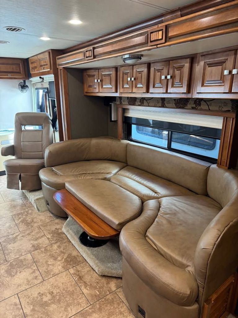 2013 Tiffin Motorhomes Allegro Breeze 32BR - National Vehicle