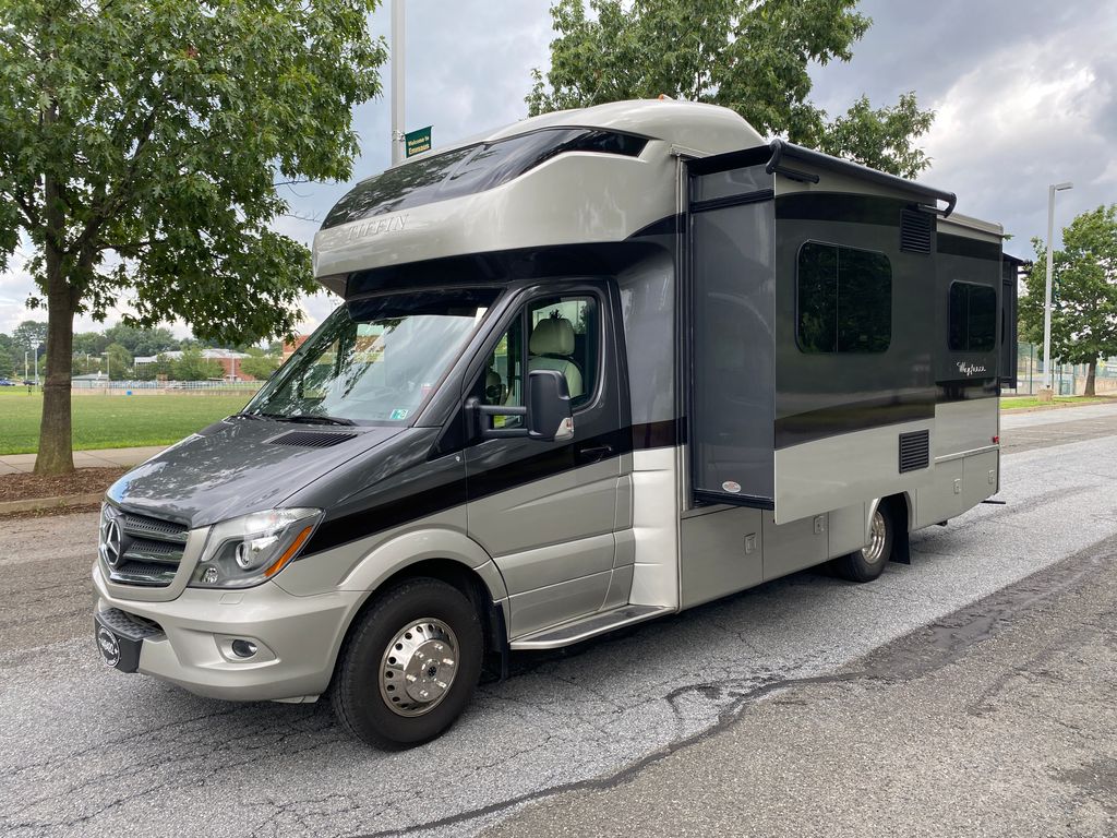 Tiffin Wayfarer For Sale