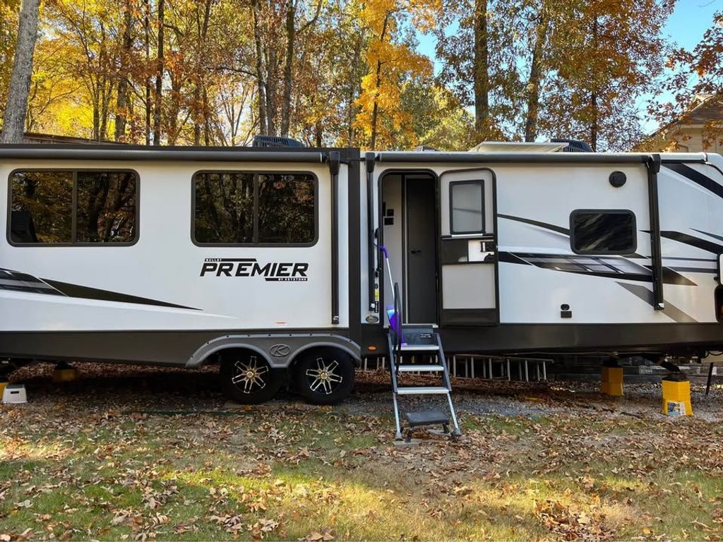 2023 Keystone Bullet Premier 31REPR - National Vehicle