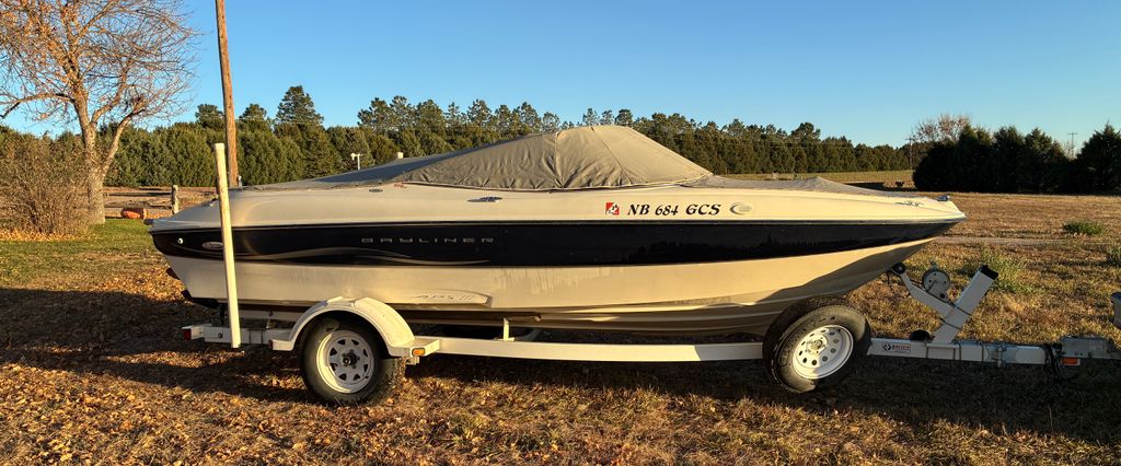 2002 Bayliner Capri 195 - National Vehicle