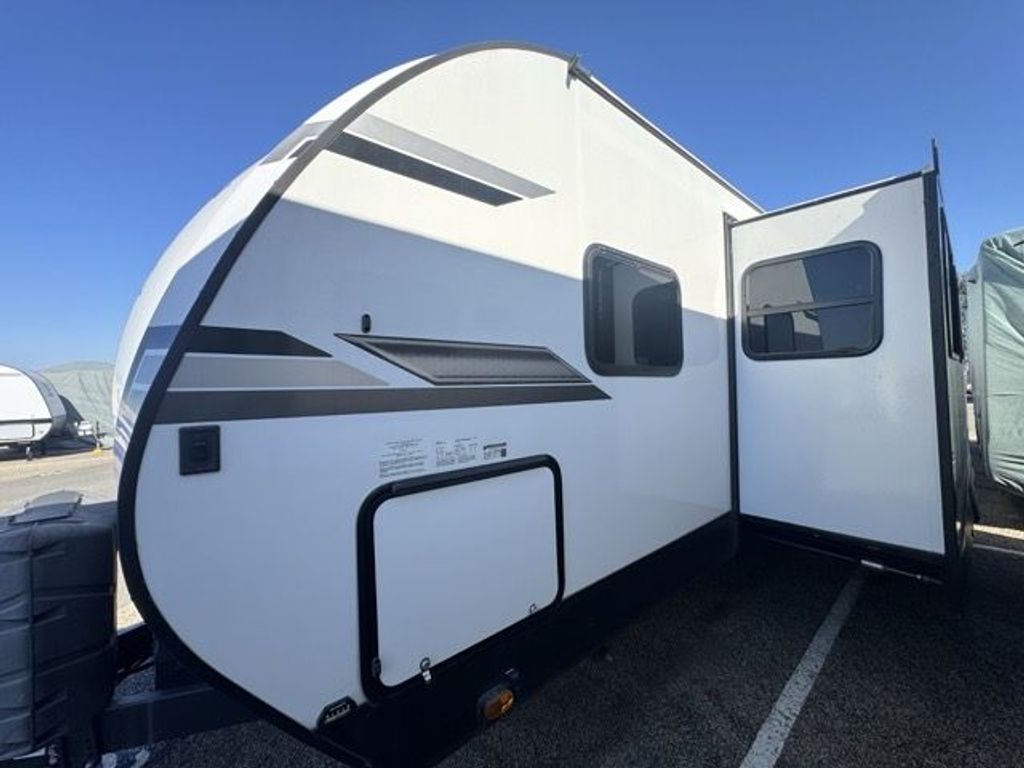 2022 Highland Ridge Range Lite 261BH - National Vehicle