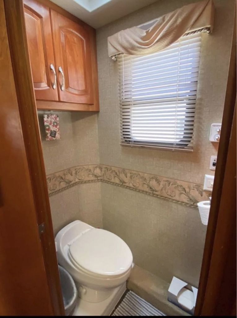 2004 Newmar Mountain Aire 3778 - National Vehicle