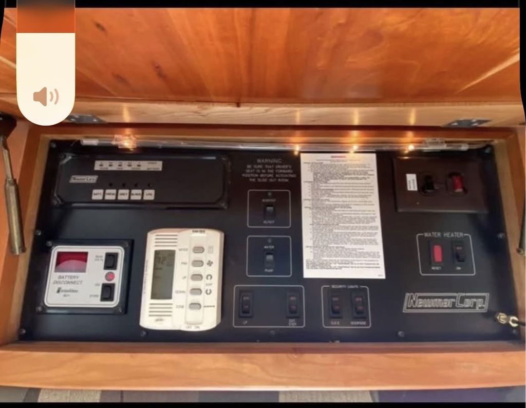 2004 Newmar Mountain Aire 3778 - National Vehicle