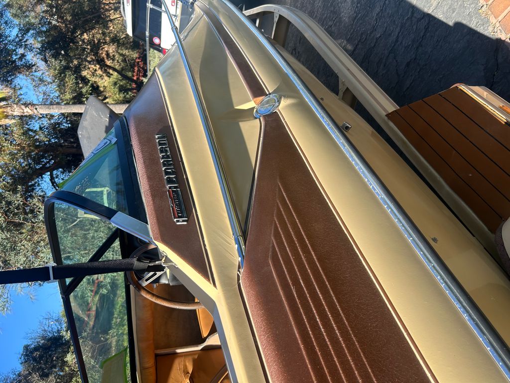 1983 Glastron Carlson 31 - National Vehicle