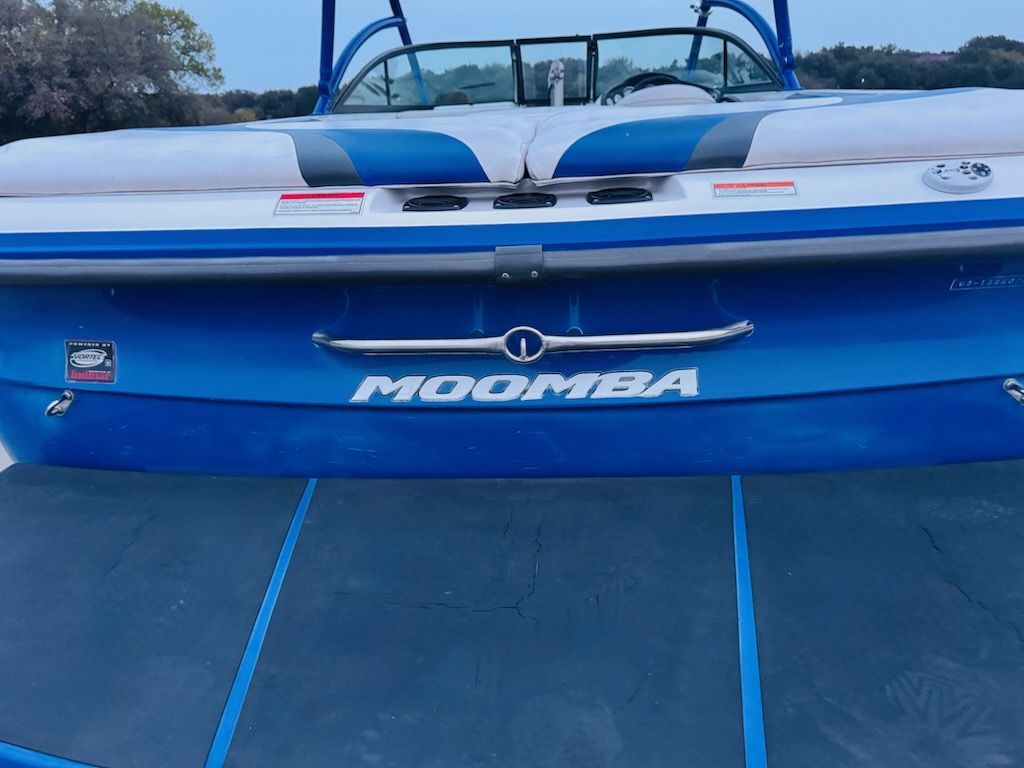 2007 Moomba Mobius LS - National Vehicle