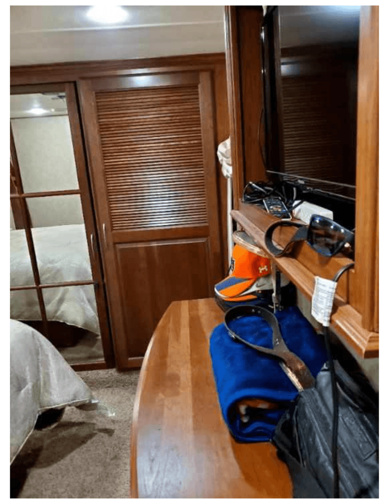 2014 Palomino by Forest River Columbus 365RL - National Vehicle