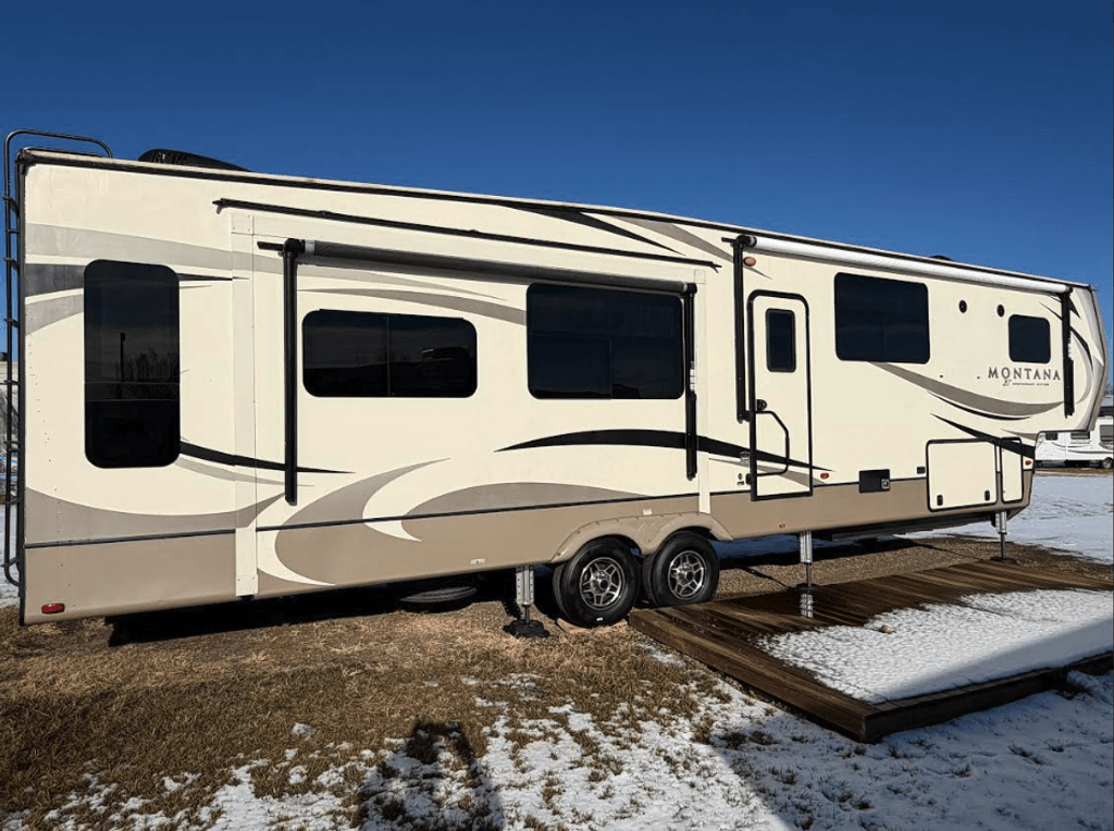 2019 Keystone Montana 20th Anniversary 3810MS - National Vehicle