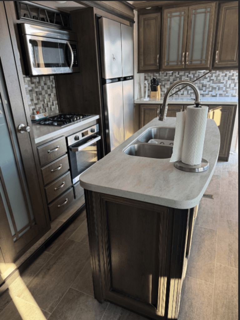 2019 Keystone Montana 20th Anniversary 3810MS - National Vehicle