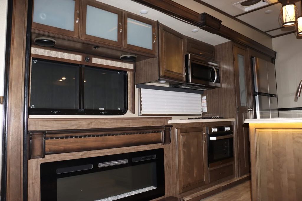 2019 Grand Design Solitude 373FB - National Vehicle