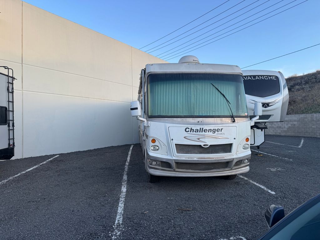 2007 Damon Challenger 372 - National Vehicle