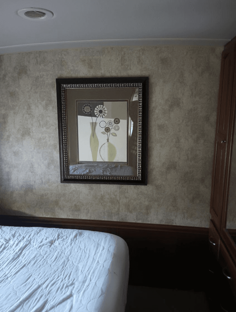 2011 Winnebago Vista 26P - National Vehicle