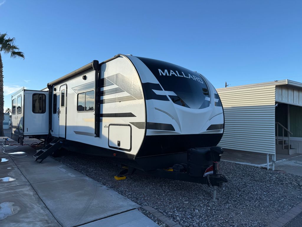 2022 Heartland Mallard 335 - National Vehicle