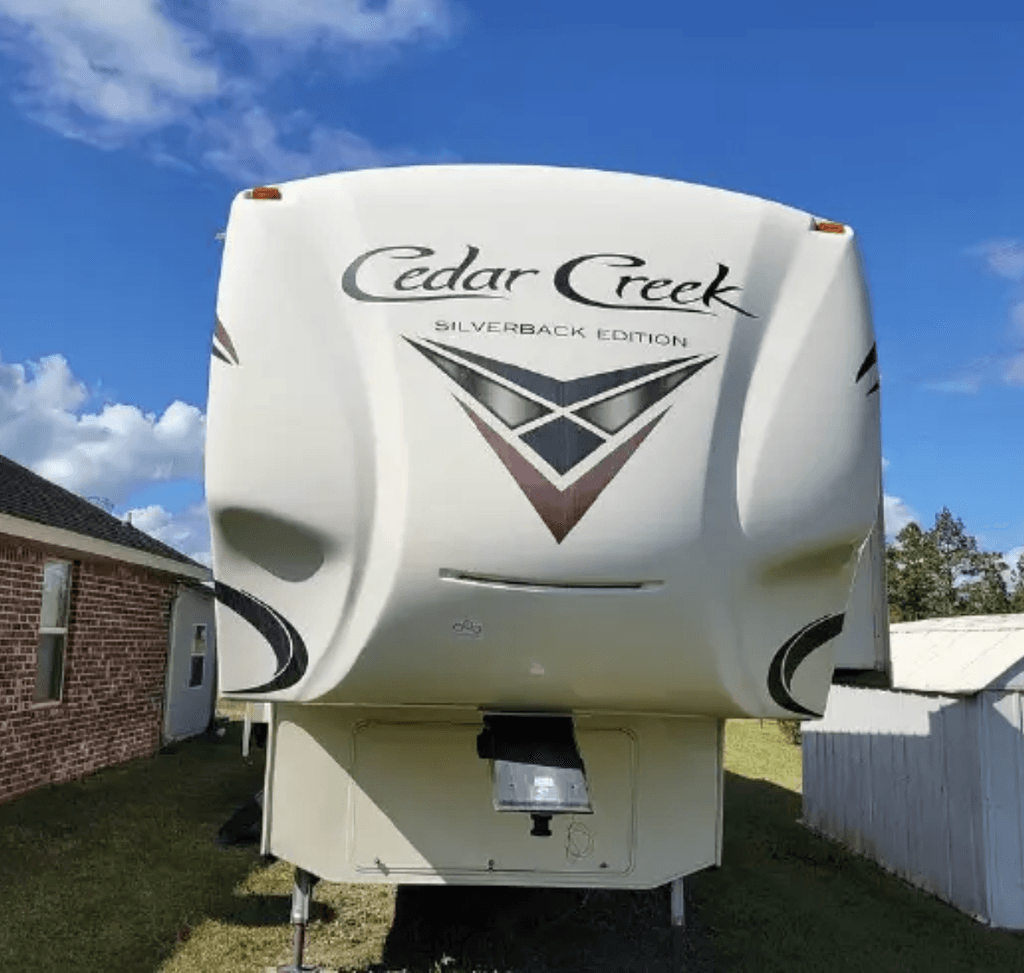 2018 Forest River Cedar Creek Silverback 35IK - National Vehicle