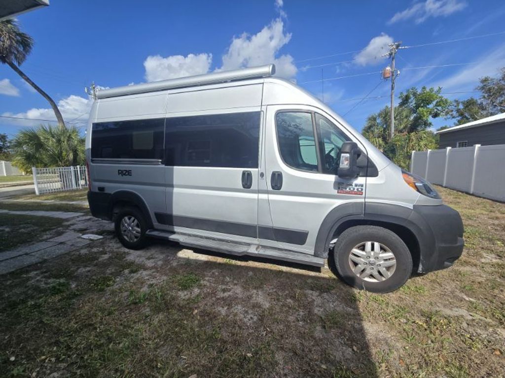 2023 Thor Motor Coach Rize 18M - National Vehicle