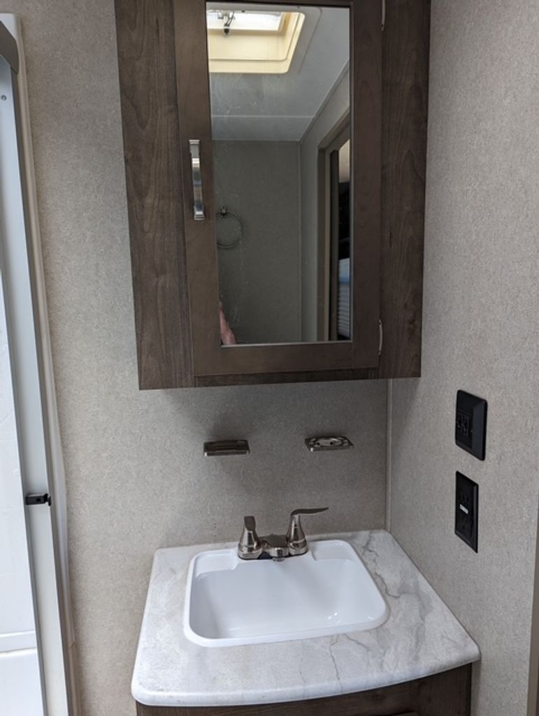 2020 Palomino Puma 32RKTS - National Vehicle