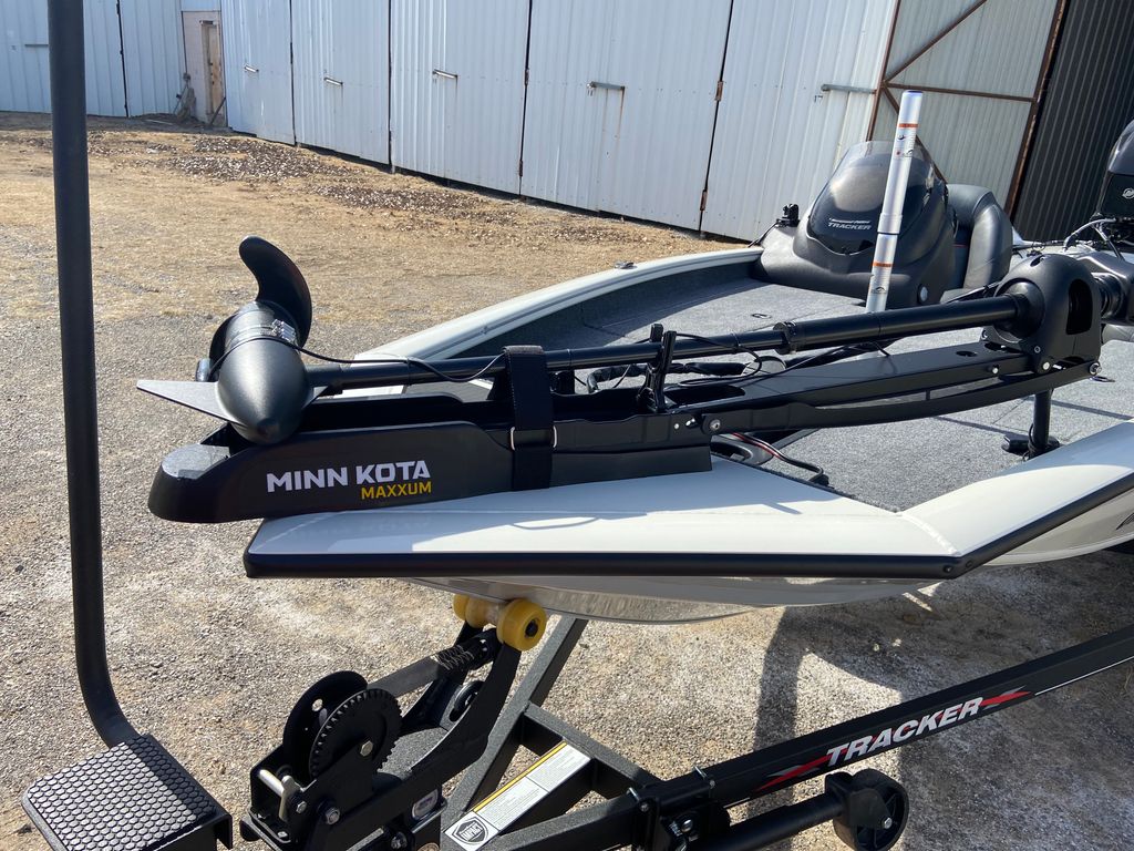 2023 Bass Tracker Pro Team - National Vehicle