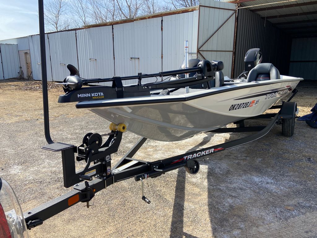 2023 Bass Tracker Pro Team - National Vehicle
