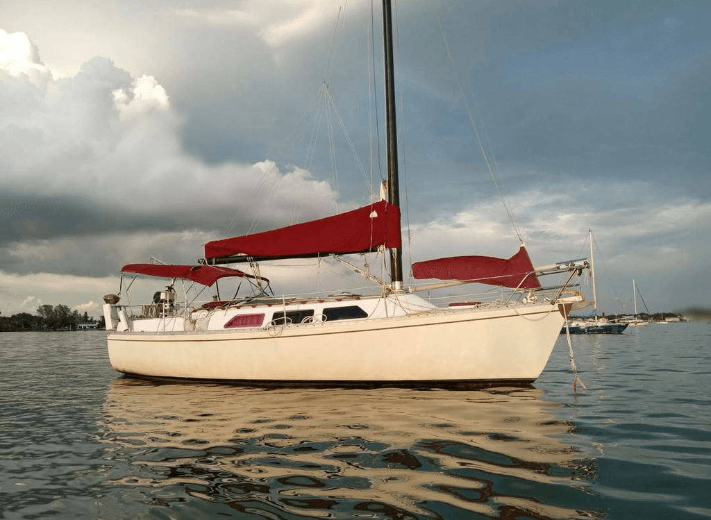 1984 Freedom 32 - National Vehicle
