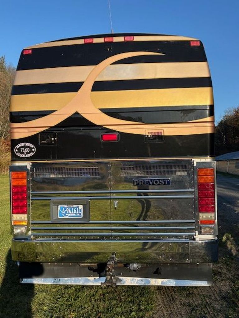 1997 Prevost Royale Coach XL45 - National Vehicle