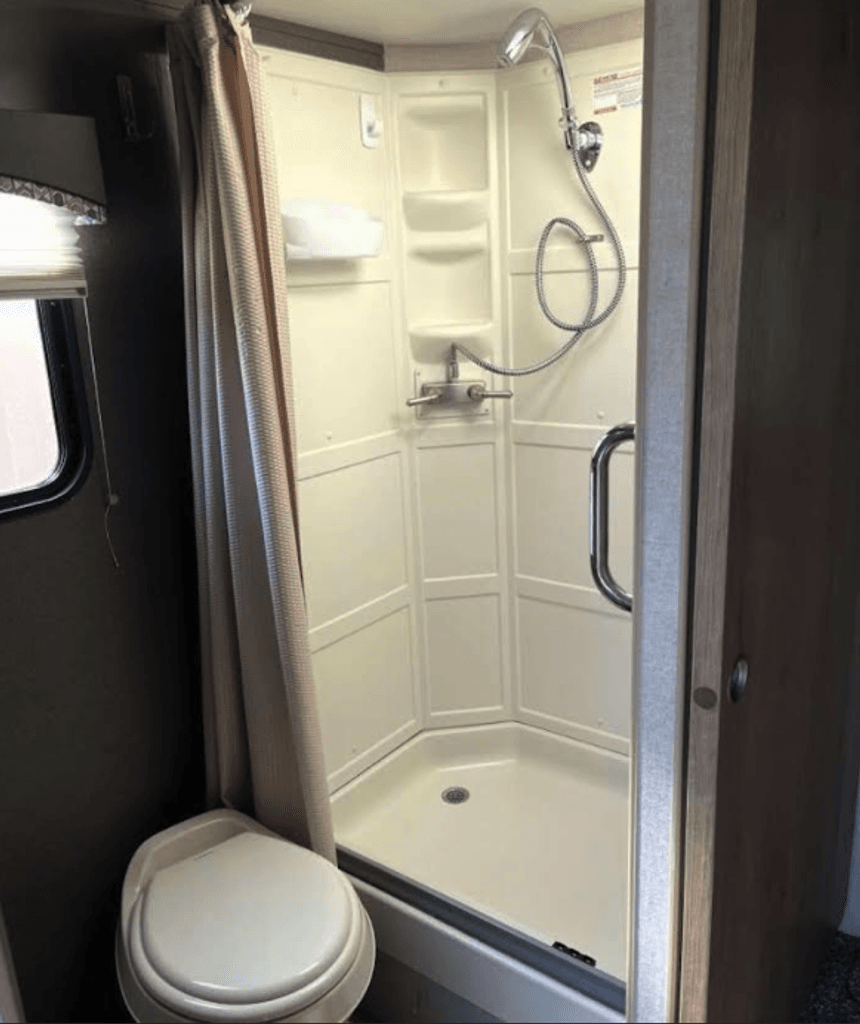 2020 Winnebago Minnie 2701RBS - National Vehicle