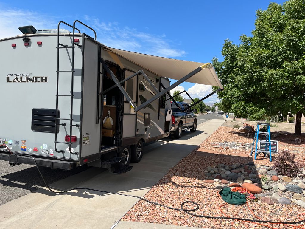 2017 Starcraft Launch Ultra Lite 21FBS - National Vehicle