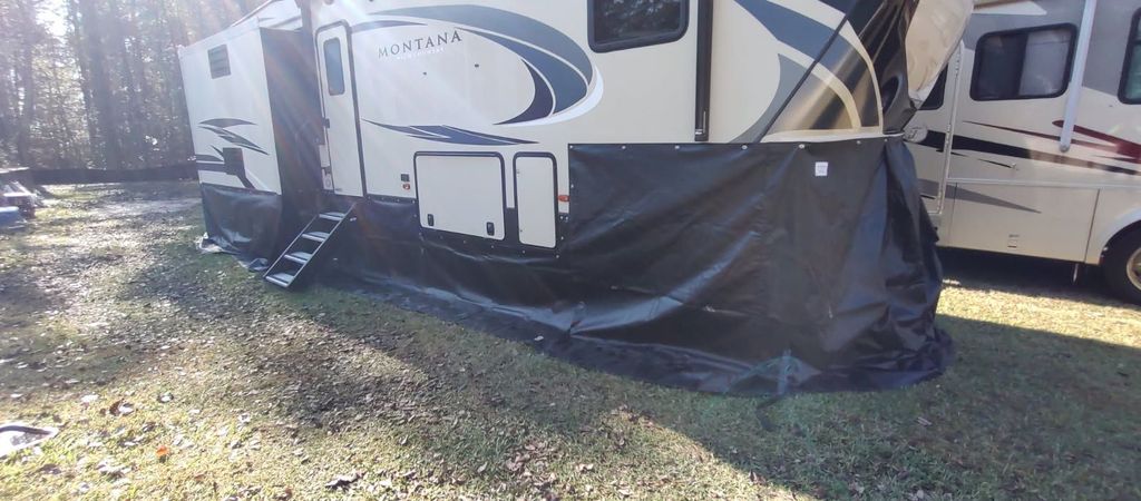 2019 Keystone Montana High Country 305RL - National Vehicle