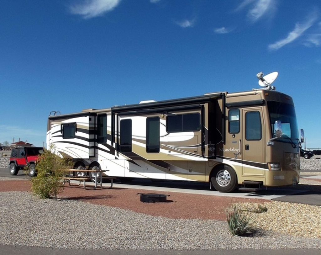 2009 Four Winds Mandalay Coach 43D - National Vehicle
