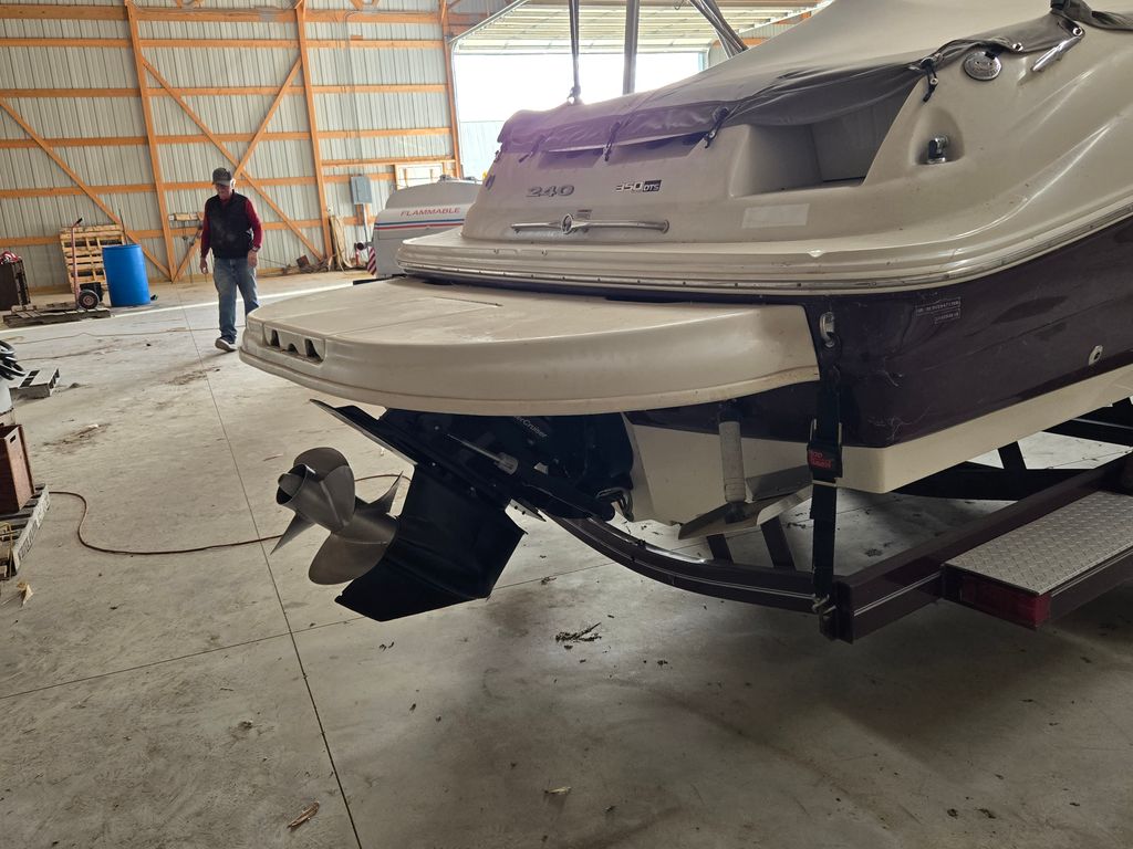 2008 Sea Ray 240 Sundeck - National Vehicle