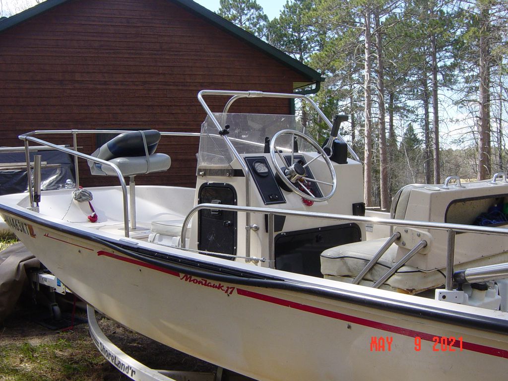 1995 Boston Whaler Montauk 17 CC - National Vehicle