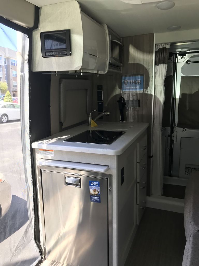 2023 Thor Motor Coach Rize 18M - National Vehicle