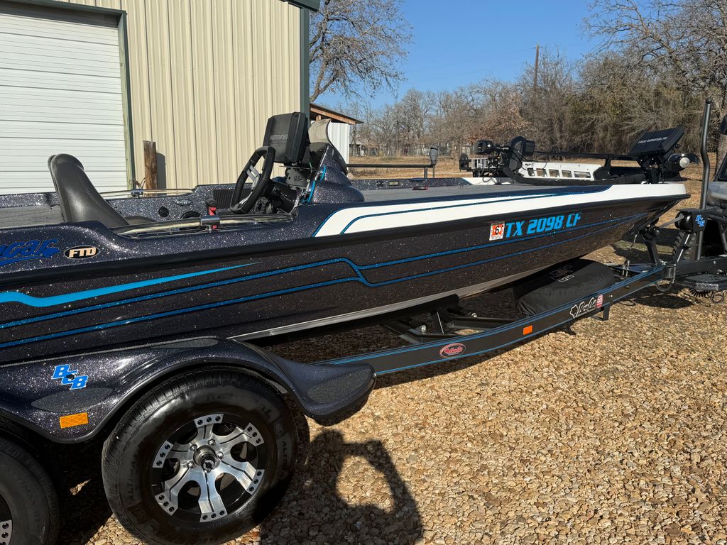 2013 Bass Cat Cougar FTD - National Vehicle