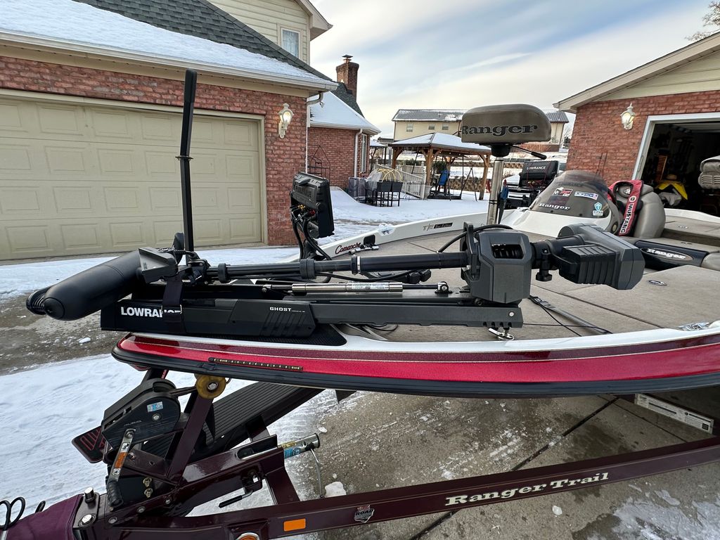 2006 Ranger 519 VX - National Vehicle