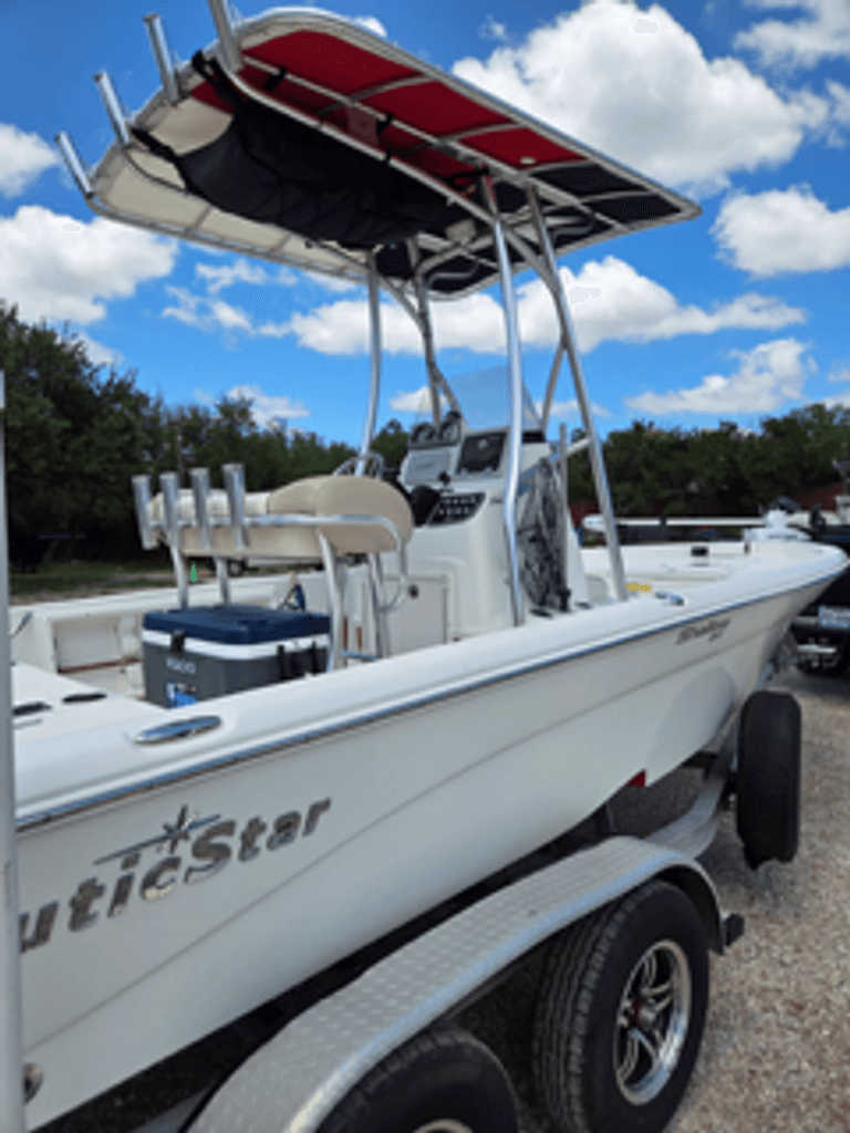 2016 Nautic Star 214 XTS SB - National Vehicle