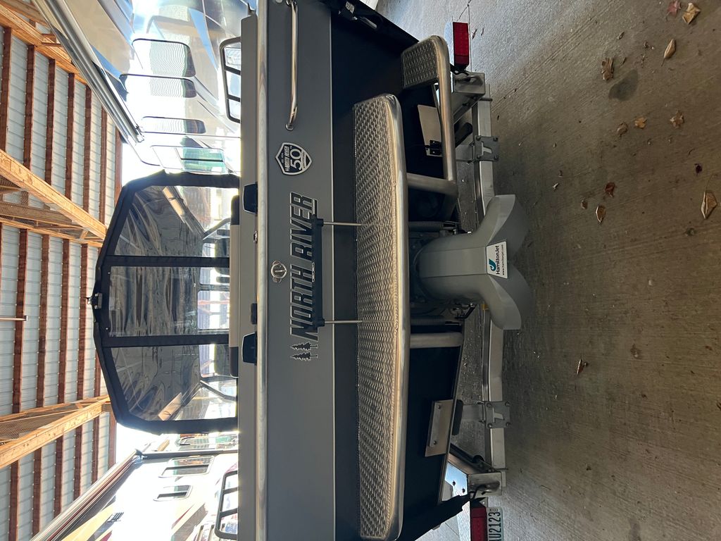 2024 North River Commander - National Vehicle