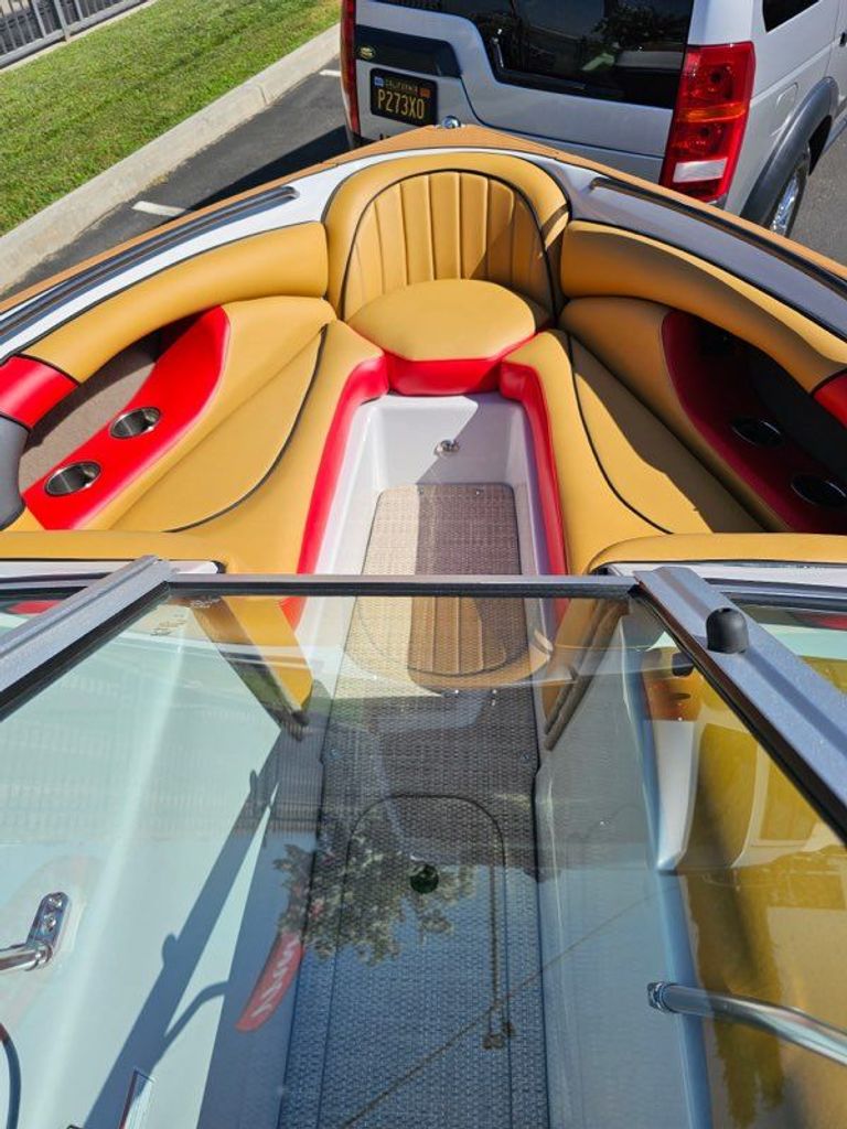 2022 Sanger V215 S - National Vehicle