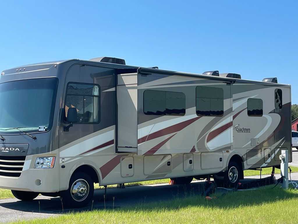 2019 Coachmen Mirada 35BH - National Vehicle