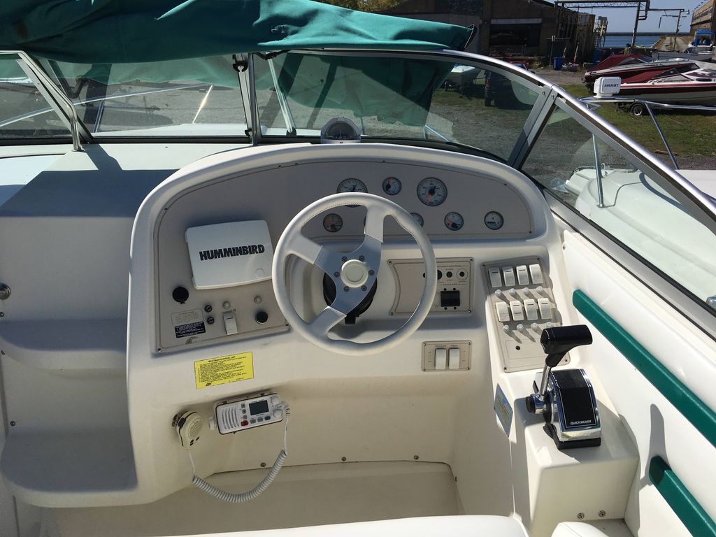 1996 Cruisers Yachts 2670 Rogue - National Vehicle