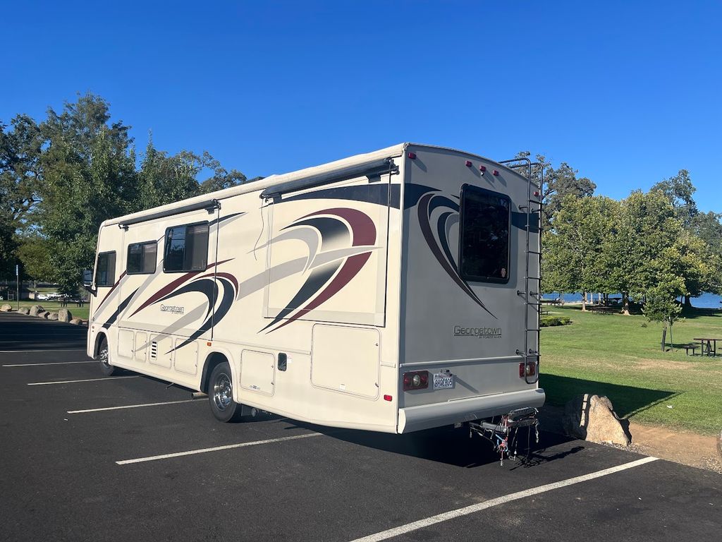 2017 Forest River Georgetown GT3 30X3 - National Vehicle
