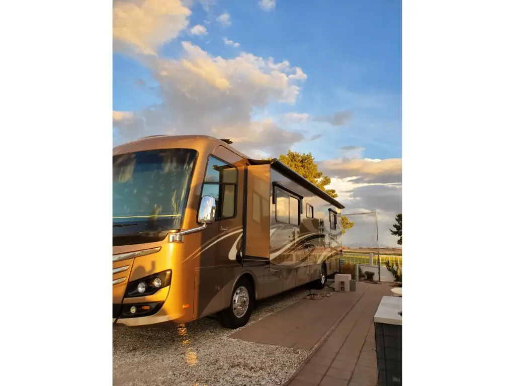 2012 Monaco Knight 40DFT - National Vehicle