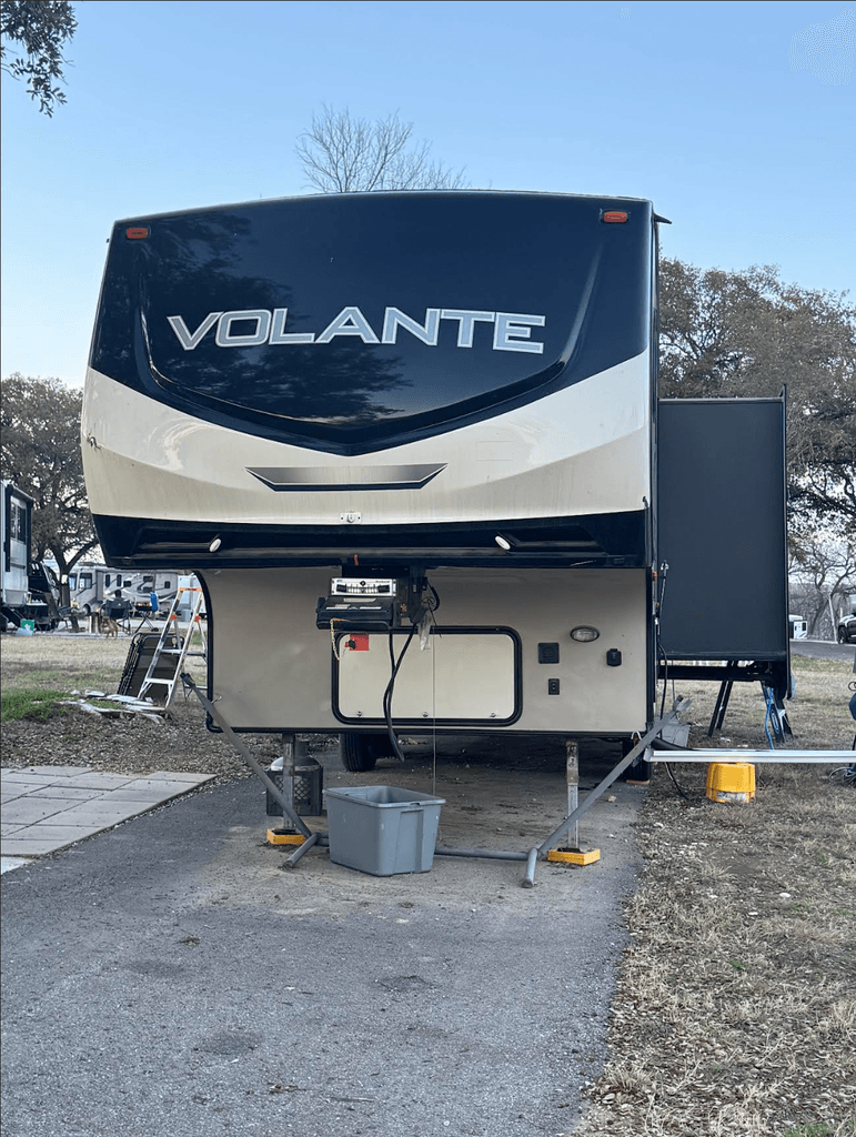 2021 Crossroads Volante 250RL - National Vehicle