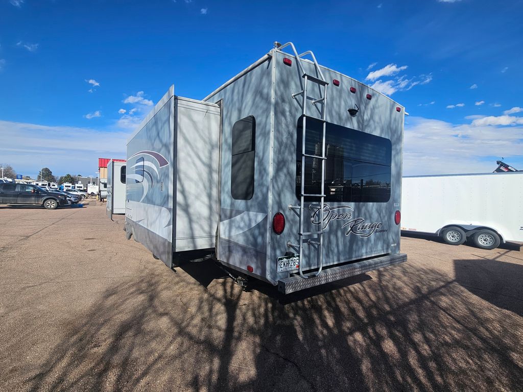 2017 Highland Ridge Roamer 323RLS - National Vehicle