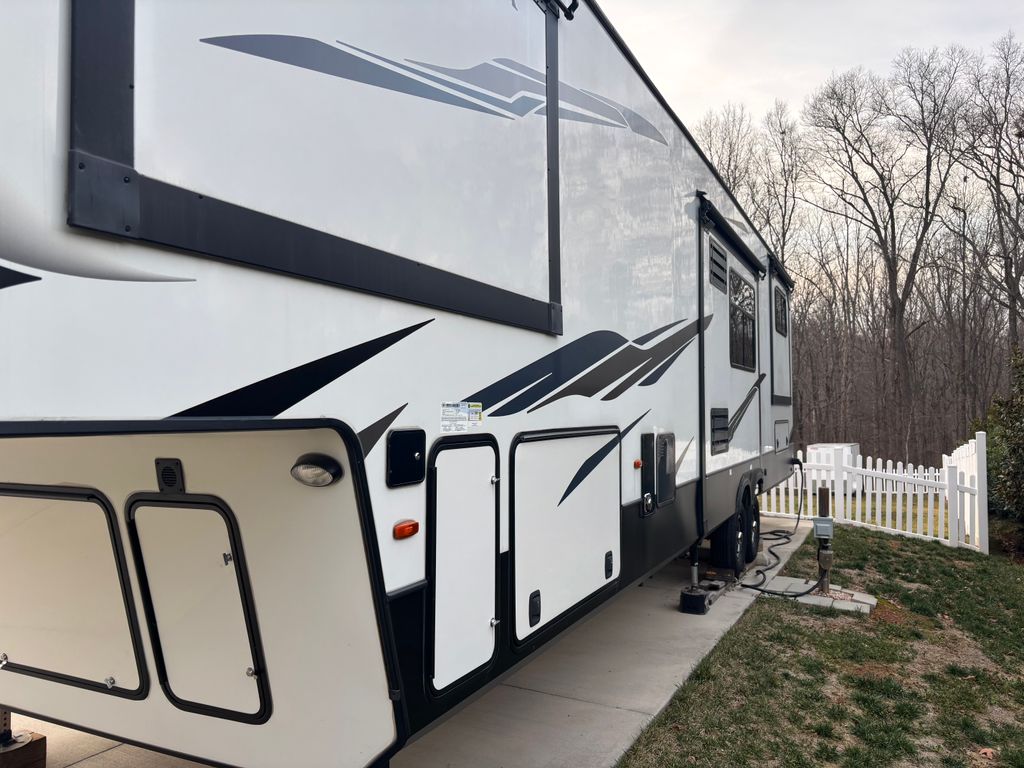 2021 Keystone Montana High Country 372RD - National Vehicle
