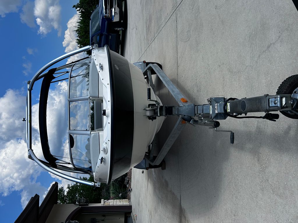 2011 Bayliner 185 - National Vehicle