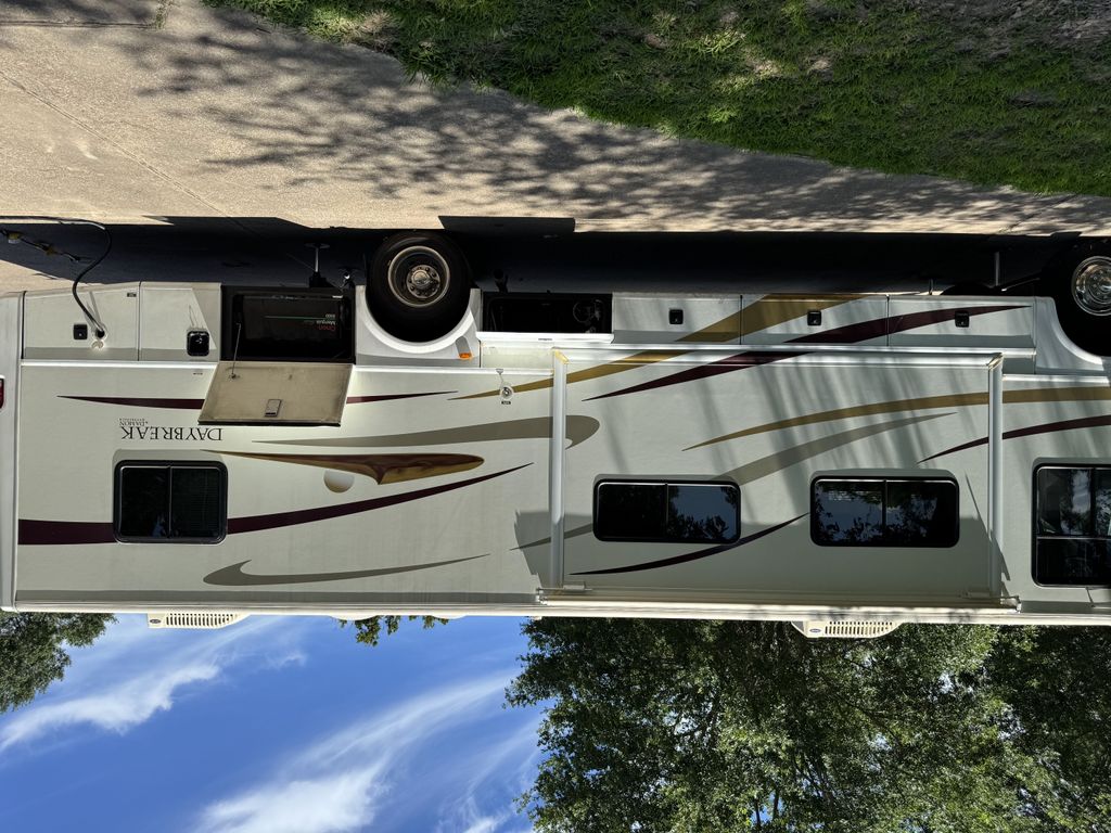 2007 Damon Daybreak 3274 - National Vehicle
