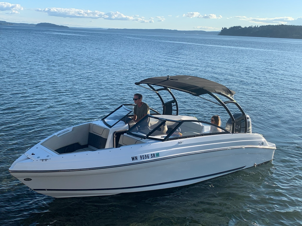 2019 Rinker Q3 23 - National Vehicle